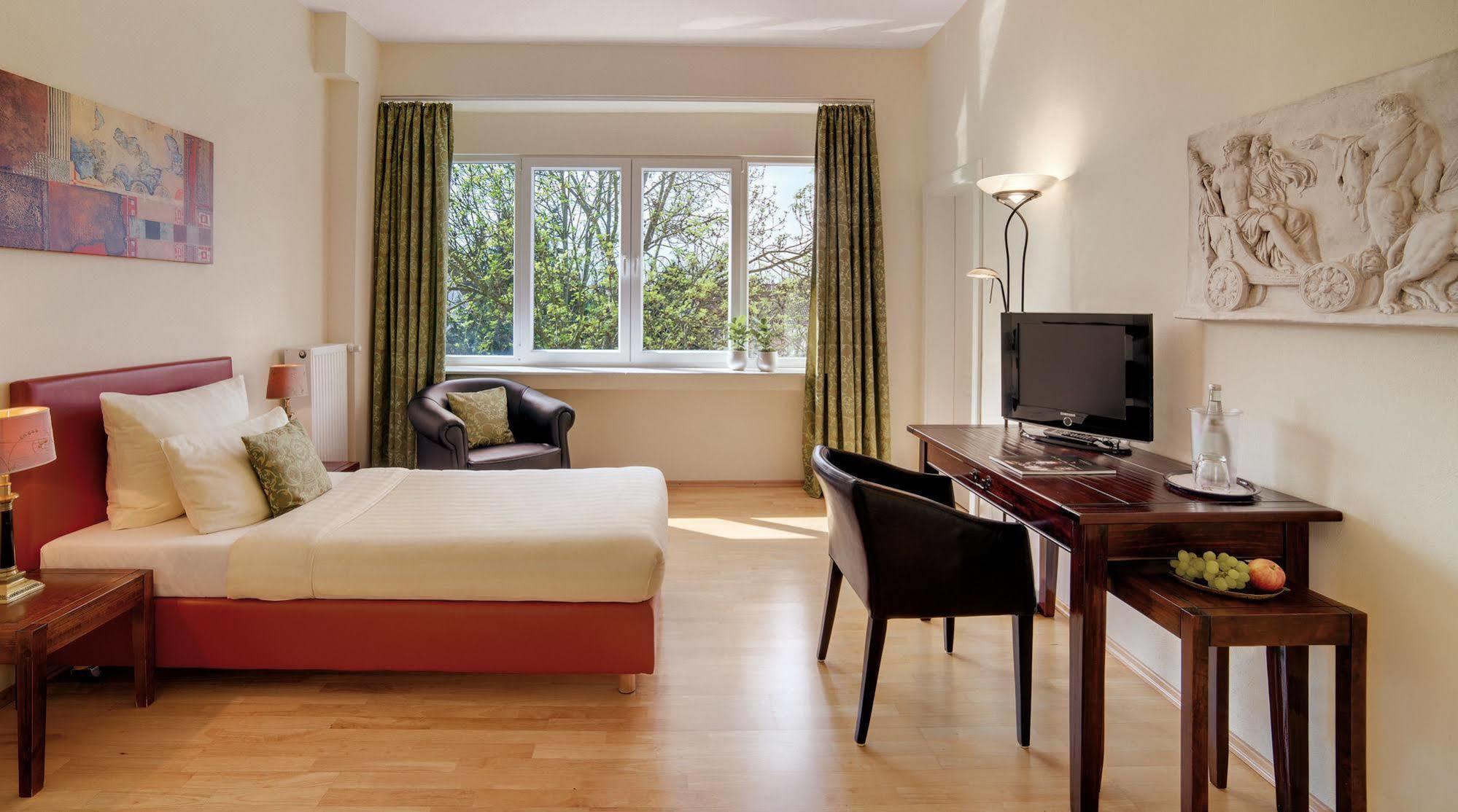 Hotel Villa Medici Bad Schonborn Luaran gambar